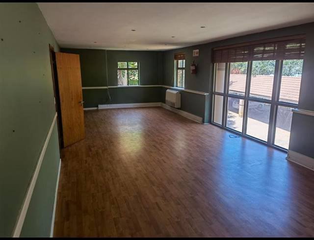 BUSINESS PROPERTY TO RENT IN FAERIE GLEN